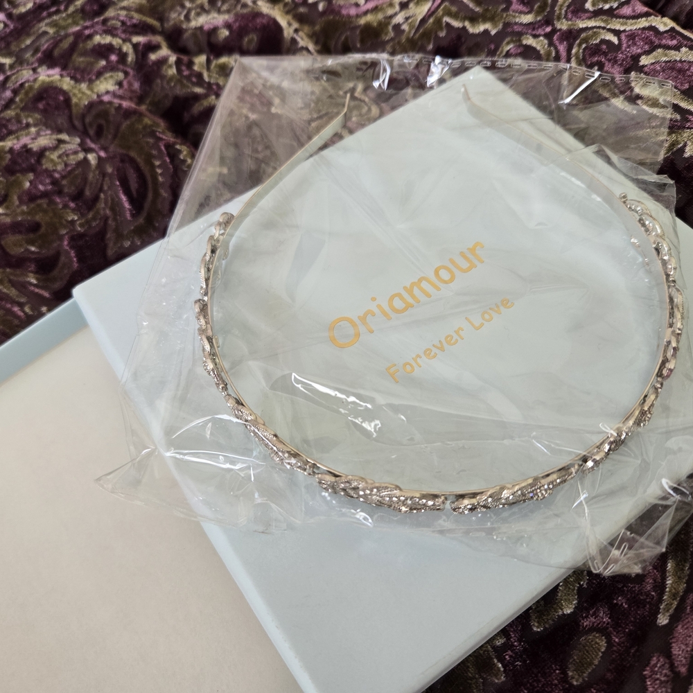 Silver Twisted Hair Accessory